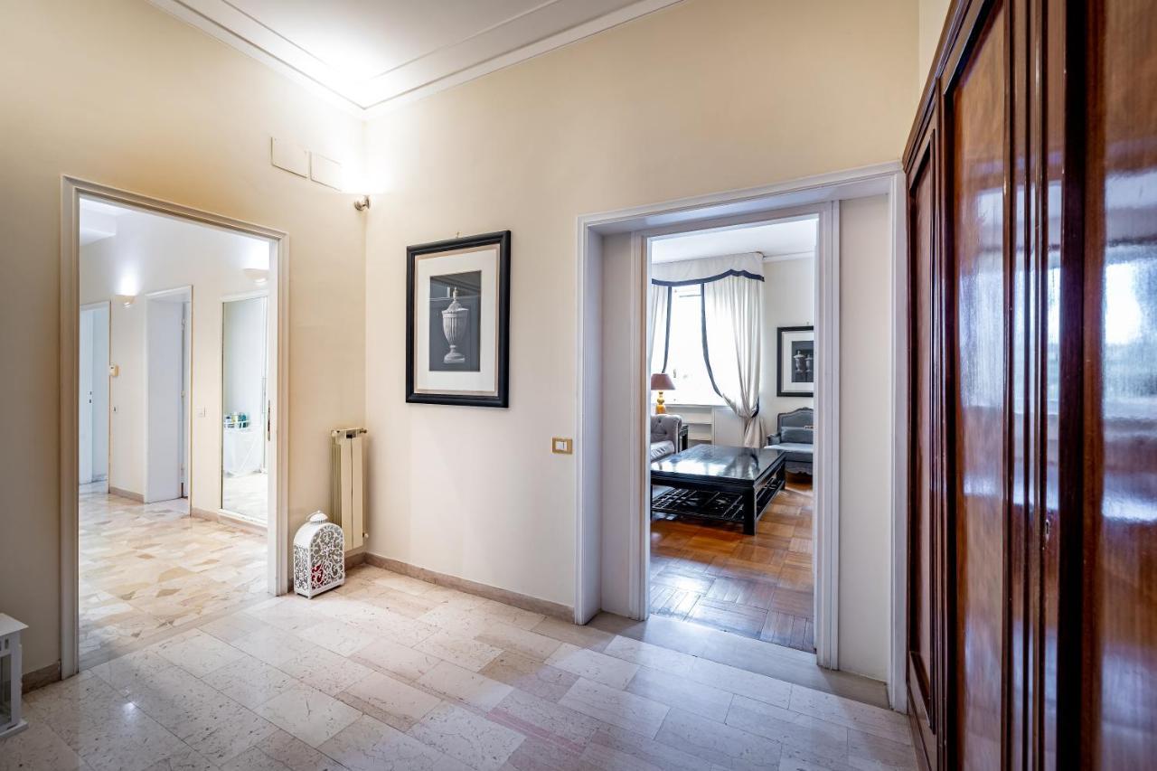 Yid D'Azeglio Luxury Apartment With Parking Florence Buitenkant foto