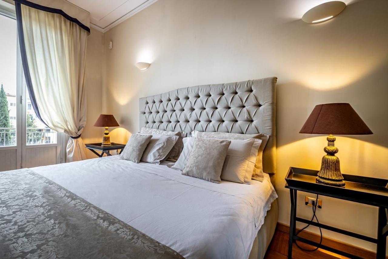 Yid D'Azeglio Luxury Apartment With Parking Florence Buitenkant foto
