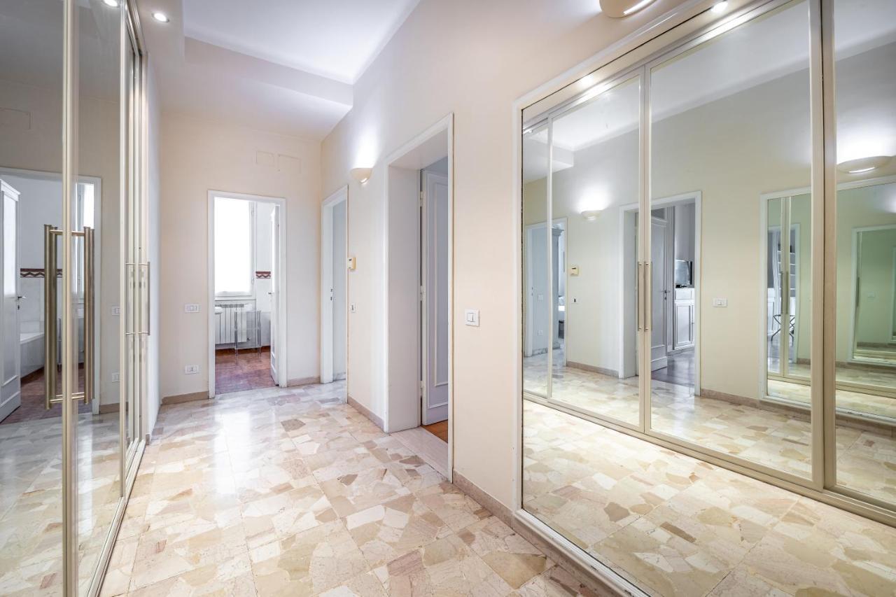 Yid D'Azeglio Luxury Apartment With Parking Florence Buitenkant foto