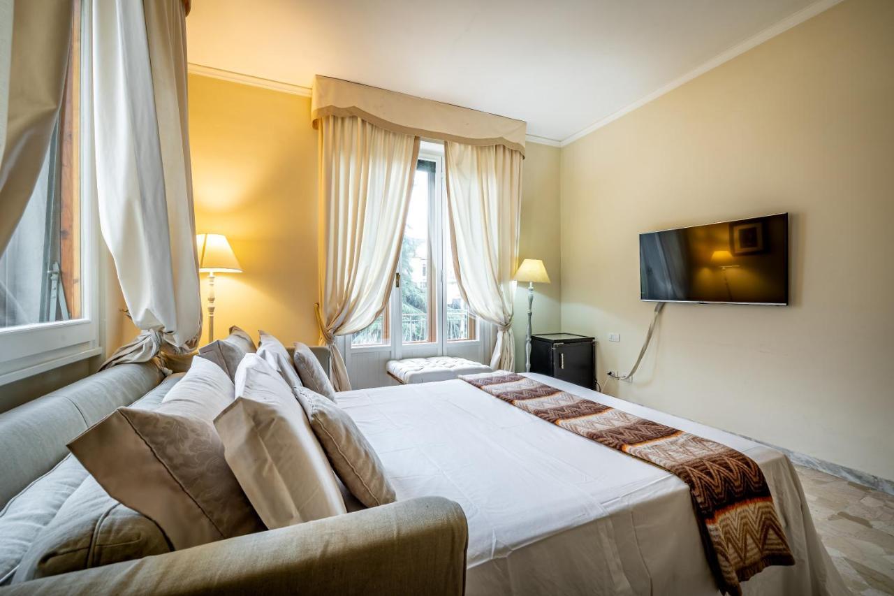Yid D'Azeglio Luxury Apartment With Parking Florence Buitenkant foto